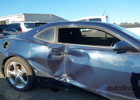 2015 Chevrolet Camaro 1Lt из США, поврежденный, VIN 2G1FD1E35F9174354